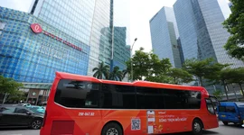 Một ngày "đi khắp Hà Nội" của GPBank và hàng nghìn điểm chạm với khách hàng