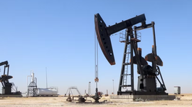 Giá dầu châu Á tăng khi Mỹ cảnh báo phong tỏa hàng hải vô thời hạn đối với Iran