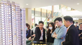 Áp lực thanh khoản đè nặng thị trường bất động sản