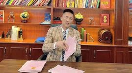 Bất ngờ: Huấn Hoa Hồng từng là Chủ tịch công ty bất động sản với slogan nổi tiếng “có làm thì mới có ăn”