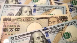 Đồng USD trước bước ngoặt do đồng yen mạnh lên và số liệu việc làm Mỹ