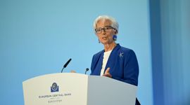 Chủ tịch ECB: Cú sốc lạm phát hiện tại sẽ kéo dài hơn dự đoán