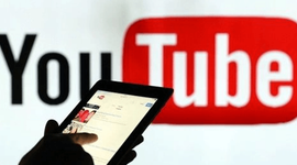 YouTube, TikTok “áp đảo” Netflix, FPT Play trong cuộc đua giành thời gian xem của người Việt