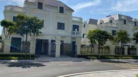 Đề xuất mở tài khoản bảo đảm 5% tiền làm sổ hồng: Lợi cho chủ đầu tư, người mua nhà vẫn "cầm đằng lưỡi"?