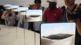 Apple mở bán iPhone 18, tăng tốc đua AI trên thị trường điện thoại thông minh