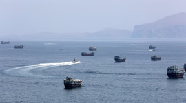 Mỹ: Lượng dầu vận chuyển qua eo biển Hormuz đạt mức cao nhất trong 6 tháng
