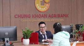 Chứng khoán AGR nâng vốn điều lệ vượt 2.400 tỷ, đón cựu CEO VIX vào ghế Quyền Tổng giám đốc