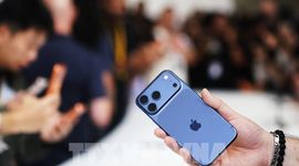 iPhone gập của Apple có nguy cơ khan hàng khi mở bán