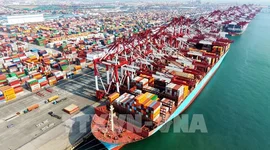 Kim ngạch thương mại của Trung Quốc duy trì đà tăng trưởng mạnh