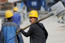 Kinh tế Trung Quốc tệ đến mức nào, vì sao chính phủ nước này vẫn "bình chân như vại"?
