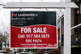 Tình trạng thiếu nhà ở, giá cao vẫn kéo dài tại Mỹ