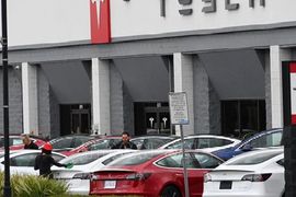 Tuần thăng hoa của cổ phiếu Tesla