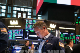 Thị trường chứng khoán Mỹ, châu Âu đồng loạt giảm phiên 4/11