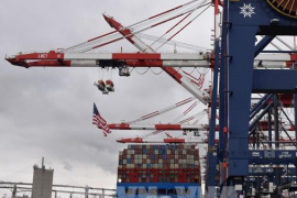 Kinh tế thế giới "ngấm đòn" thuế quan