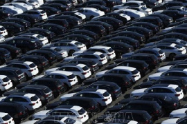 Tồn kho kỷ lục khoảng 150 tỷ USD, thị trường ô tô Mỹ “phanh gấp”