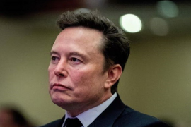 Elon Musk trở thành tỷ phú đầu tiên vượt 700 tỷ USD tài sản