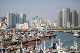 Xuất khẩu của Hàn Quốc lần đầu tiên đạt mốc 700 tỷ USD/năm