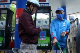 Giá xăng tăng, giá dầu tiếp tục giảm trong kỳ điều hành chiều 4/12