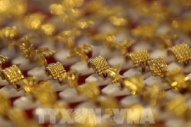 Giá vàng tăng nhẹ trước thềm cuộc họp của Fed