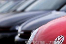 Ngành công nghiệp ô tô châu Âu vẫn đối mặt khó khăn về thuế