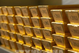 Giá vàng thế giới phục hồi nhẹ sau thông báo áp thuế quan mới của Tổng thống Mỹ đối với 14 nước