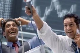 Phiên 15/1: Tự doanh CTCK bán ròng trăm tỷ một cổ phiếu ngân hàng, ngược dòng gom mạnh MWG