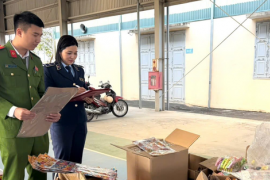 Phát hiện 3.000 sản phẩm socola, nho khô, kẹo… có vấn đề, người dân đặc biệt chú ý