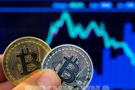 Thị trường tiền tệ dịch chuyển với sự trỗi dậy của bitcoin