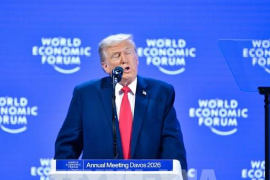 Ông Trump bỏ “lá bài thuế”, chuyển sang đàm phán về Greenland