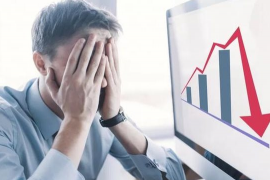 Tự doanh CTCK tiếp đà bán ròng trong phiên cuối tuần, hai cổ phiếu bị "xả" hơn 300 tỷ