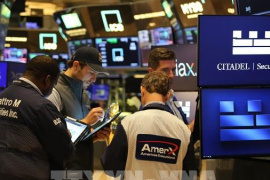 Chỉ số S&P 500 lập kỷ lục mới trước thềm cuộc họp của Fed