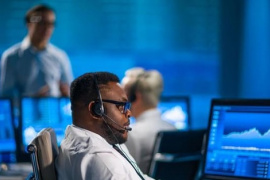 Khối ngoại thẳng tay bán ròng hơn 1.800 tỷ đồng phiên VN-Index giảm 28 điểm, cổ phiếu nào bị "xả" mạnh nhất?