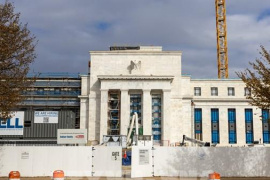 Fed giữ nguyên lãi suất, chưa phát tín hiệu rõ ràng về thời điểm nới lỏng trở lại