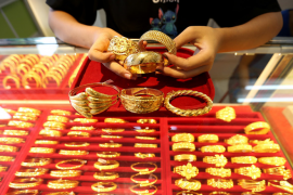 Giá vàng vượt ngưỡng 5.600 USD/ounce giữa biến động thị trường