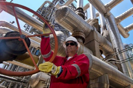 Dầu mỏ Venezuela: Miếng bánh hấp dẫn nhưng đầy thách thức với doanh nghiệp Mỹ