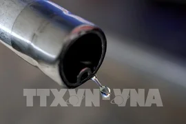 Giá dầu tại châu Á vẫn tăng dù lo ngại về nguồn cung giảm bớt