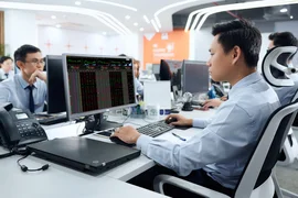Chứng khoán DNSE áp sát VPS, SSI và TCBS đều tăng tốc trong Top 5 phái sinh