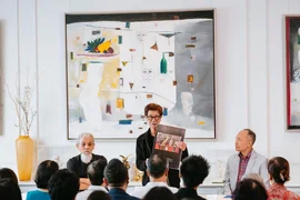 VIB Privilege Banking đưa khách hàng nhìn lại câu chuyện mỹ thuật thời Đổi mới