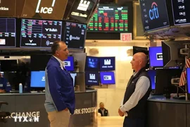 "Cơn sốt" Trí tuệ Nhân tạo đẩy chứng khoán Mỹ lập đỉnh nhưng đè nặng lên GDP