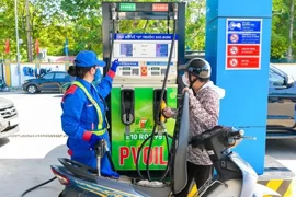 Giá xăng và dầu điêzen giảm từ 15 giờ hôm nay 15/10