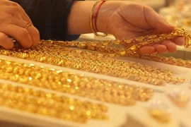 Giá vàng thế giới hướng tới tuần giảm thứ hai liên tiếp
