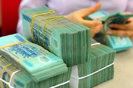 Lãi suất liên ngân hàng biến động mạnh, NHNN hút ròng hơn 53.000 tỷ đồng