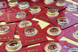 Giá vàng mất đà phục hồi, thị trường hướng về Fed