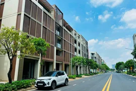 Bí quyết "phòng thủ" dòng tiền của nhà đầu tư thời khó