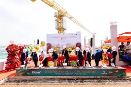 Solaria Rise chính thức cất nóc, đánh dấu cột mốc tiến độ mới tại Waterpoint