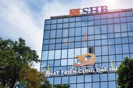 Hơn 63.000 cổ đông mua ưu đãi cổ phiếu SHB giá 12.500 đồng, đợi 5 tháng chưa được giao dịch, thị giá còn 10.050 đồng