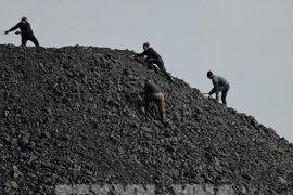 Sản lượng than của Trung Quốc tăng trưởng chậm kỷ lục