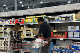 Chính sách thuế của ông Trump gây thiệt hại cho doanh nghiệp, người tiêu dùng Mỹ