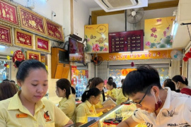 Ngay Tết, hàng loạt cửa hàng vàng ra thông báo nóng