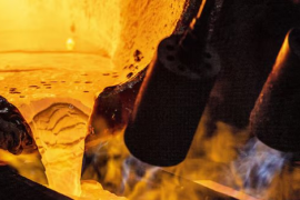 Quốc gia dự trữ 400 tỷ USD vàng vừa ‘chốt lời’ 300.000 ounce, thu về ước tính 1,4 tỷ USD